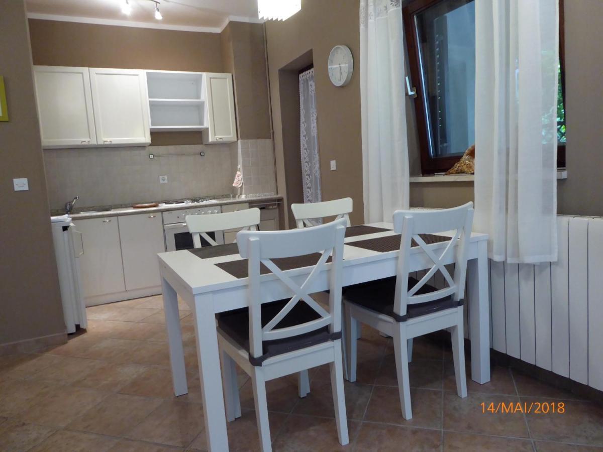 Apartmani Dubasnica Malinska Exterior foto